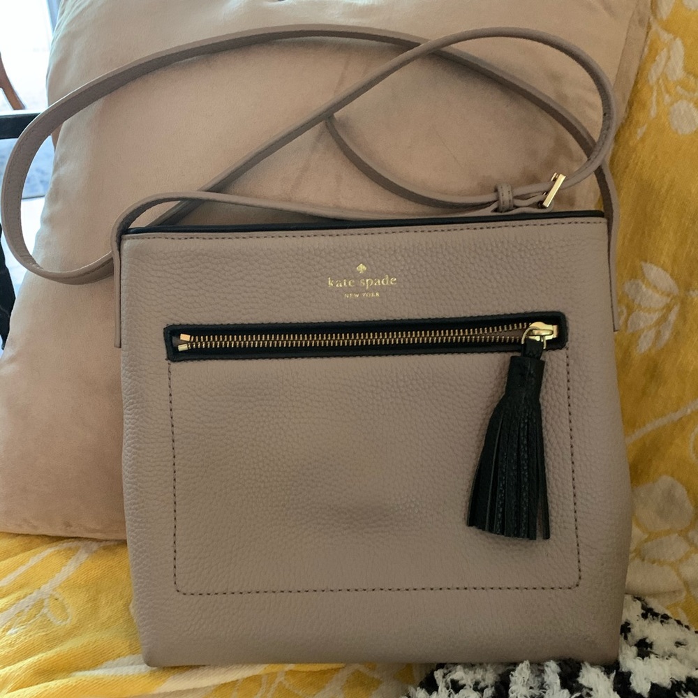 Kate spade crossbody purse